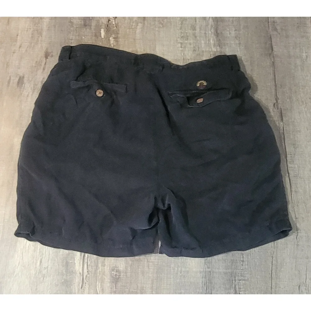 Tommy Bahama Relax Shorts Mens 33‎ Black Chino 100% Silk Pleated Summer Casual